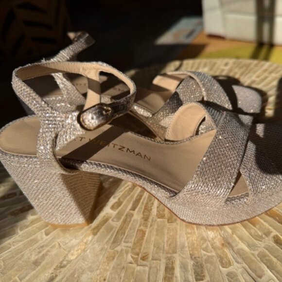 Stuart Weitzman Dayna Metallic Crisscross Platform Sandals - Picture 3 of 7
